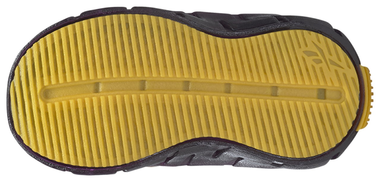 Reebok Zig Kinetica Image 3 of 4. Tap to open photo gallery.