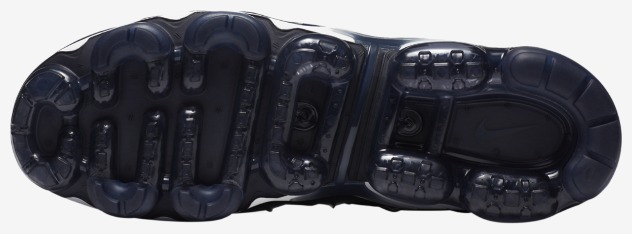 Nike Air Vapormax Plus Image 5 of 7. Tap to open photo gallery.