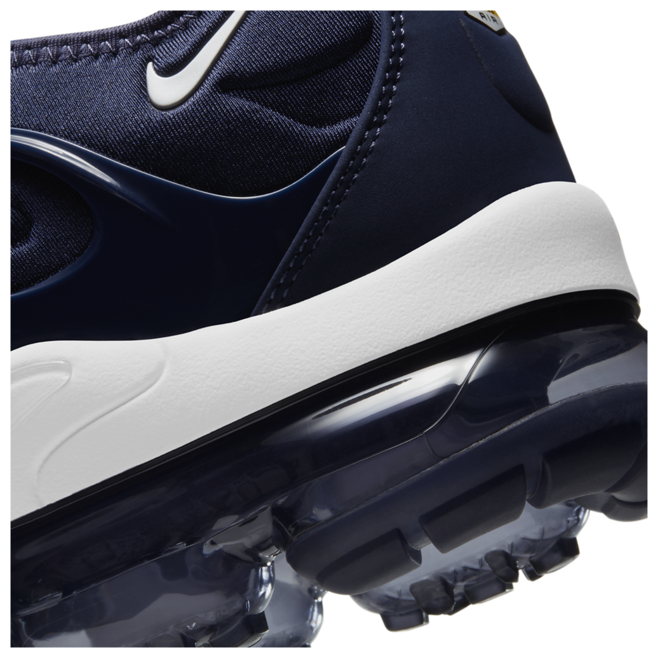 Nike Air Vapormax Plus Image 7 of 7. Tap to open photo gallery.