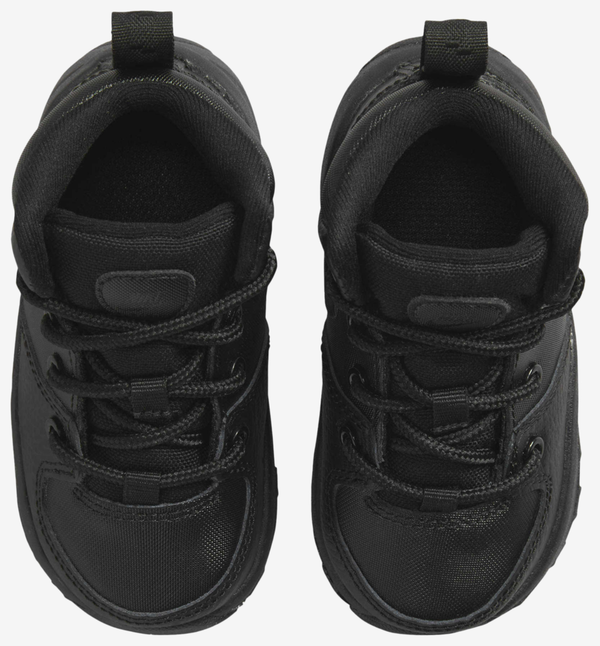 Nike Manoa '17 Leather Image 4 of 5. Tap to open photo gallery.
