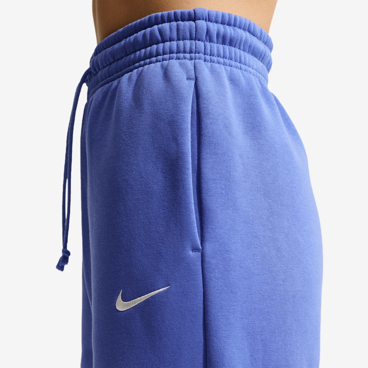 Nike Phoenix Fleece High Rise Wide Pants Image 2 of 4. Tap to open photo gallery.
