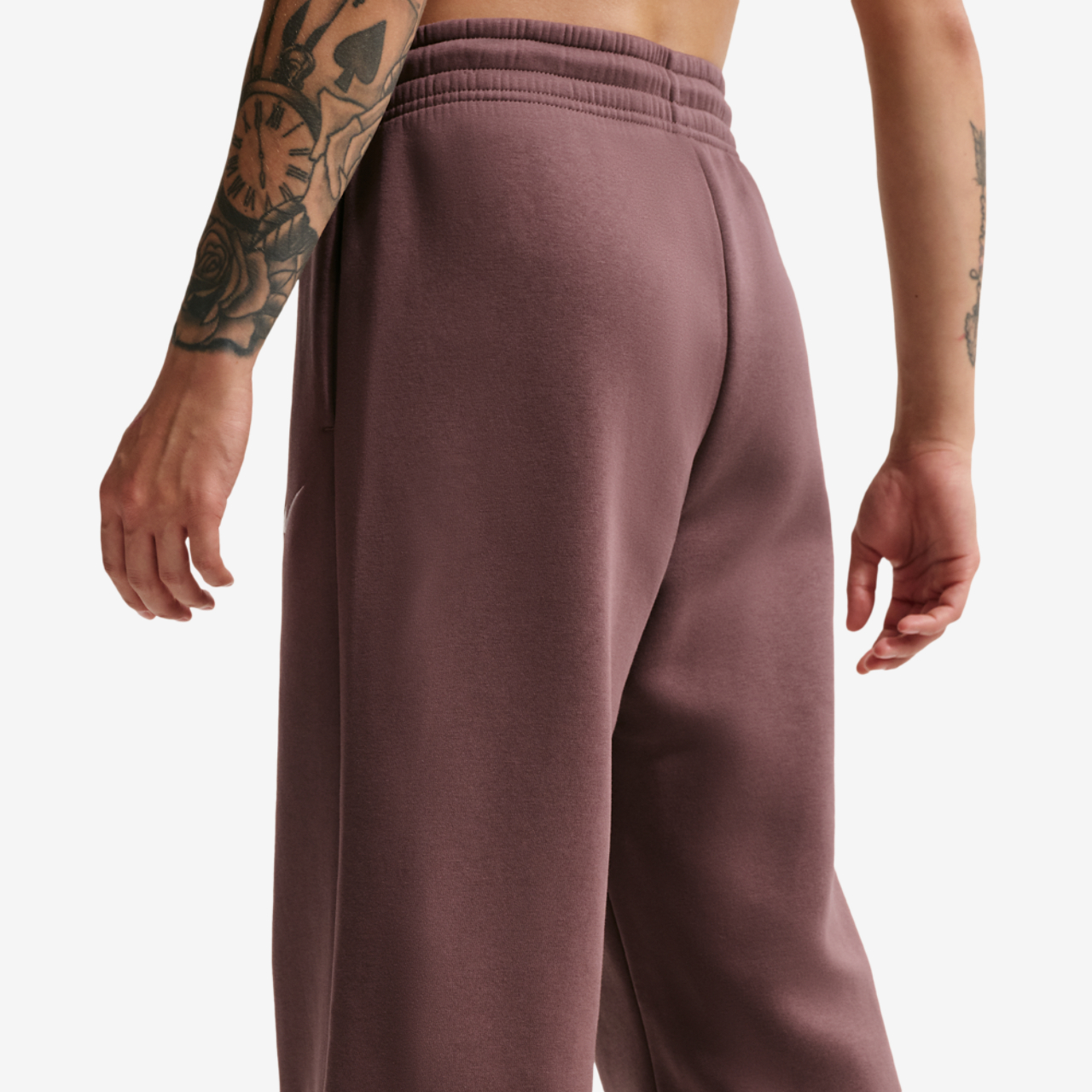 Nike Phoenix Fleece High Rise Wide Pants Image 4 of 7. Tap to open photo gallery.