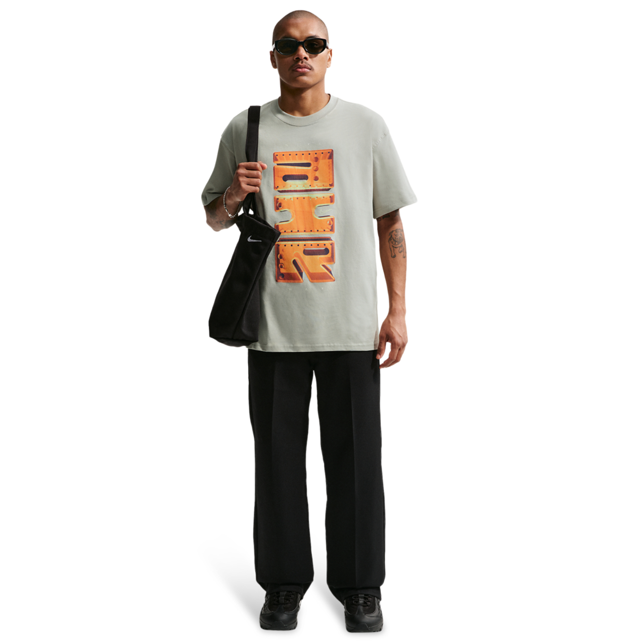 Nike Loose Air Max Day Plus T-Shirt Image 3 of 4. Tap to open photo gallery.