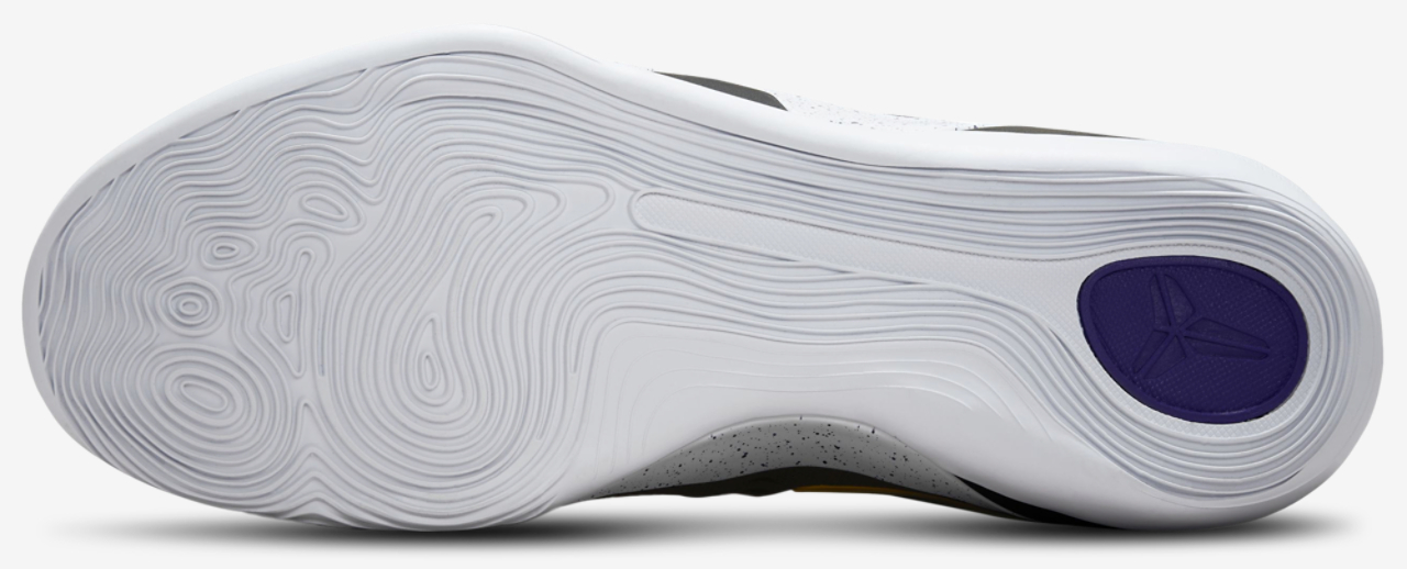 Nike KOBE IX EM Protro Image 5 of 5. Tap to open photo gallery.