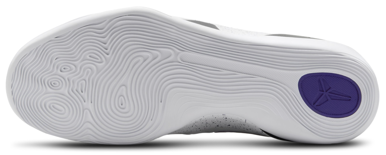 Nike KOBE IX EM Protro Image 5 of 5. Tap to open photo gallery.
