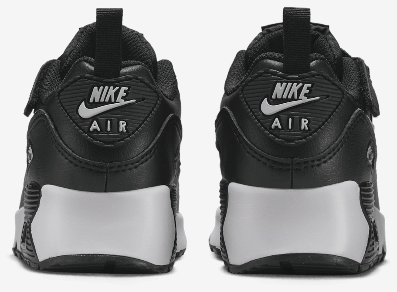 Nike Air Max 90 EasyOn Image 3 of 5. Tap to open photo gallery.