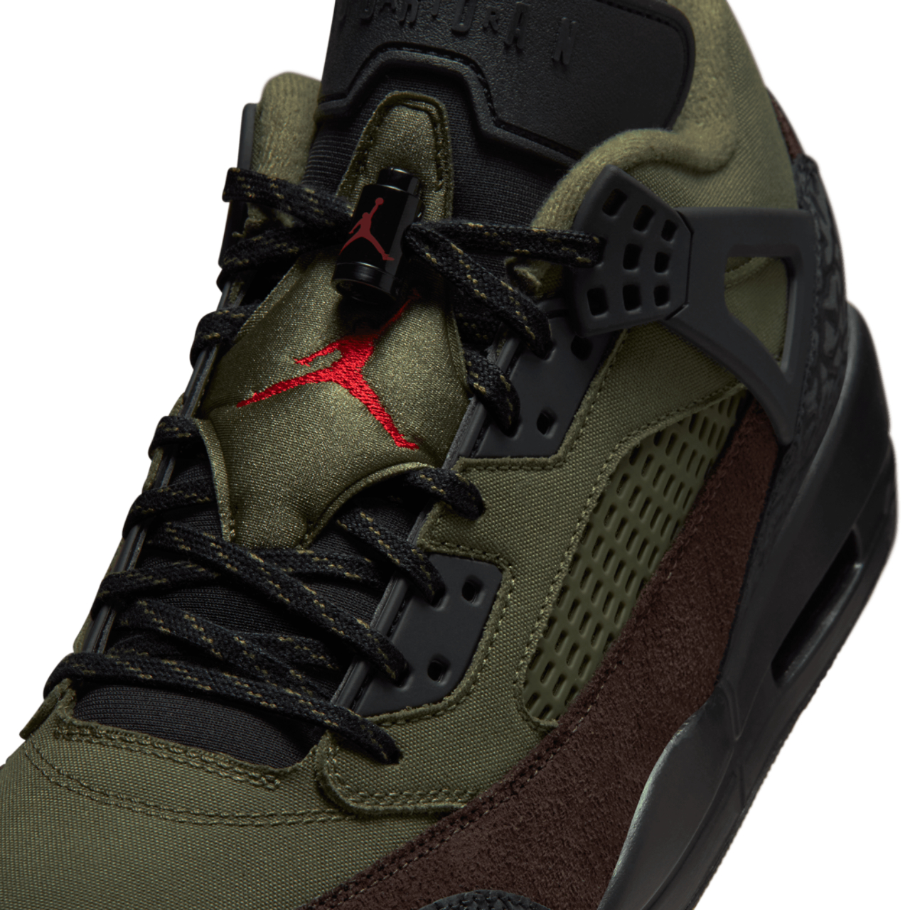 Jordan Spizike Low V2 Image 7 of 9. Tap to open photo gallery.