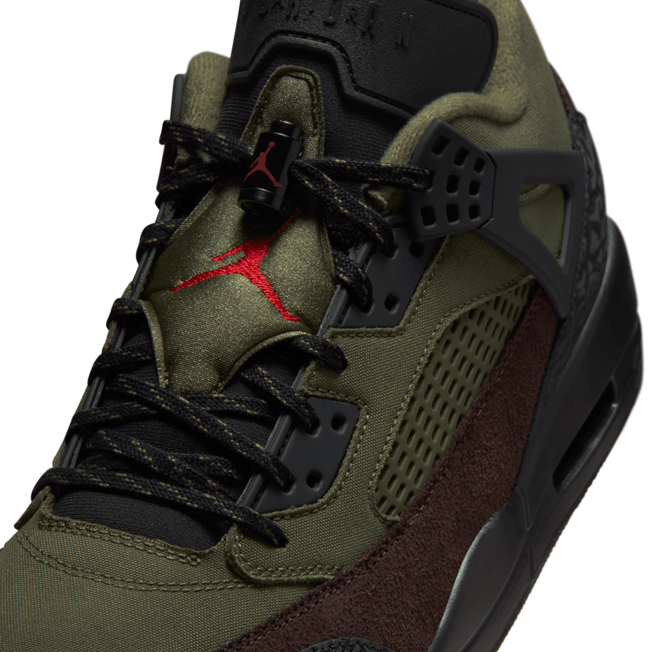 Jordan Spizike Low V2 Image 7 of 9. Tap to open photo gallery.