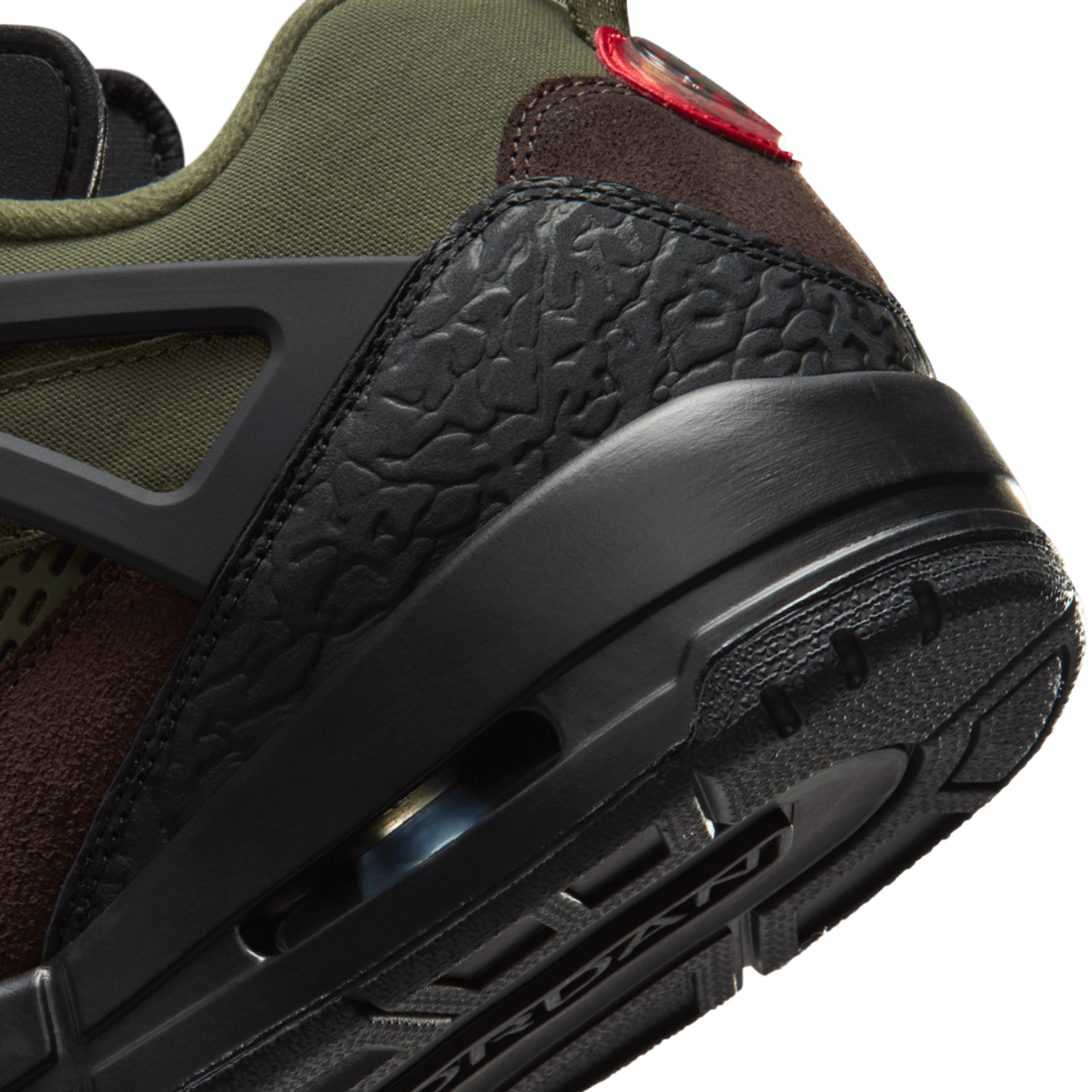 Jordan Spizike Low V2 Image 8 of 9. Tap to open photo gallery.