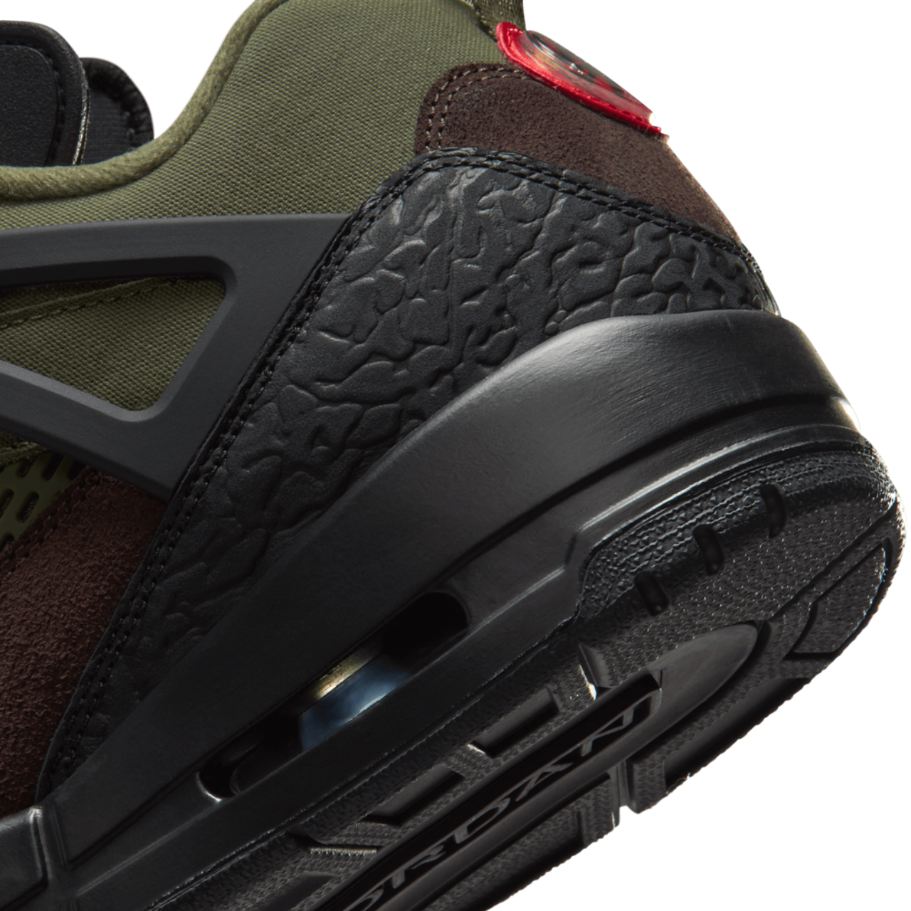 Jordan Spizike Low V2 Image 8 of 9. Tap to open photo gallery.