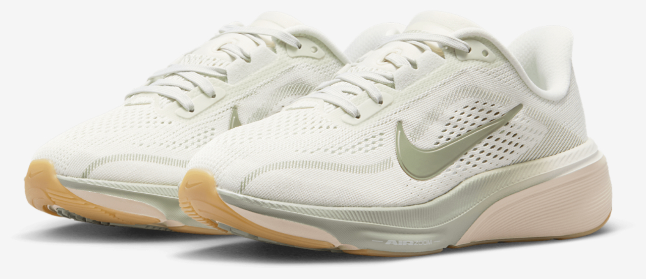 Nike Air Zoom Pegasus 42 Image 6 of 8. Tap to open photo gallery.