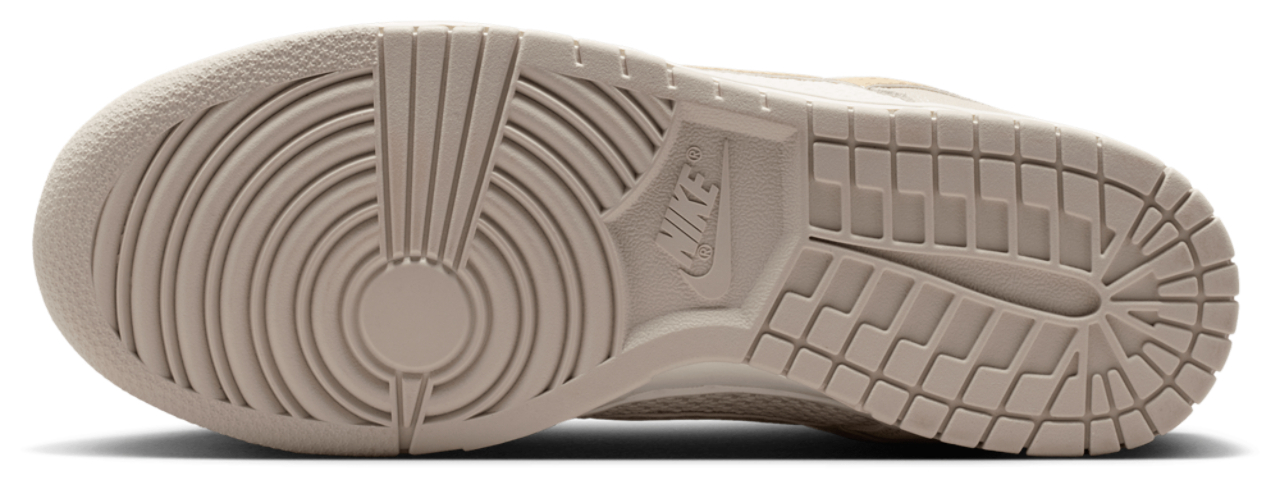 Nike Dunk Low SE Image 5 of 5. Tap to open photo gallery.