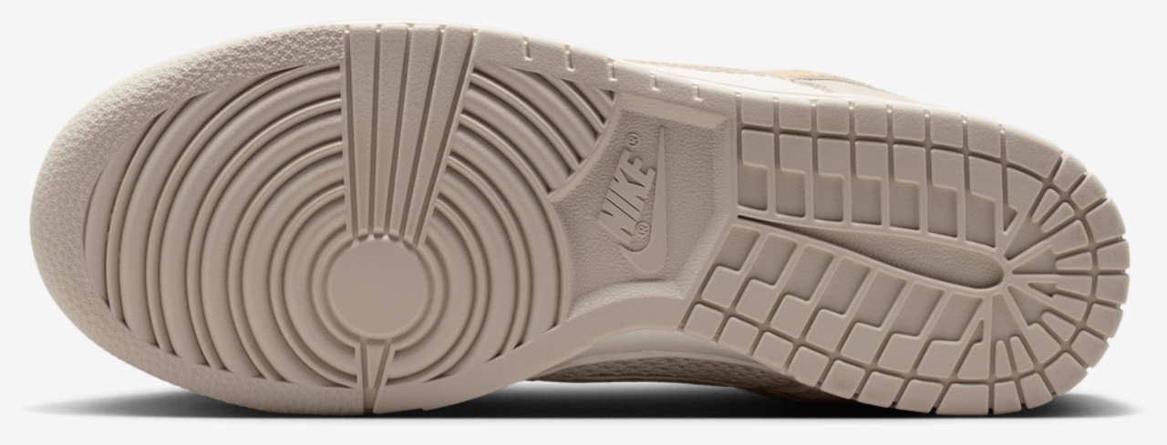 Nike Dunk Low SE Image 5 of 5. Tap to open photo gallery.