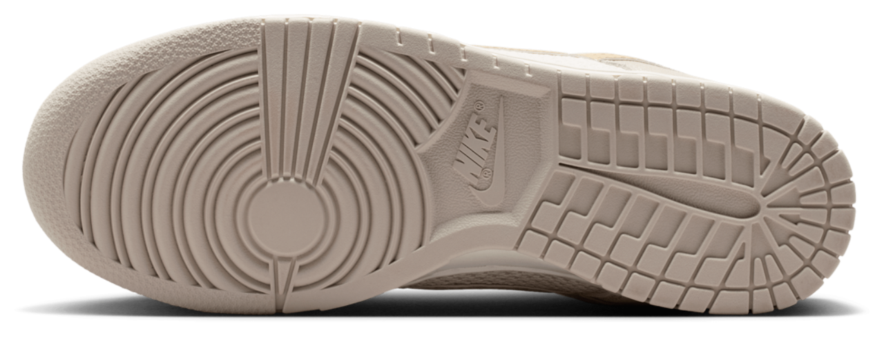Nike Dunk Low SE Image 5 of 5. Tap to open photo gallery.