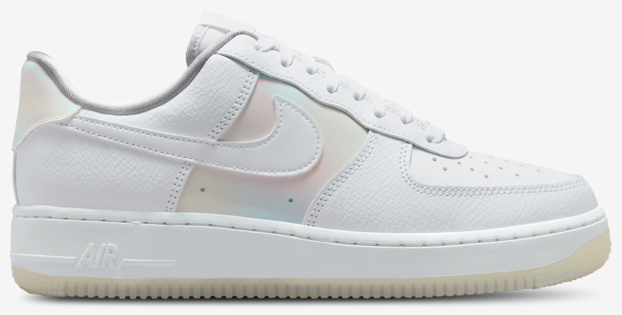 Nike Air Force 1 '07 Fashion Image 1 of 5. Tap to open photo gallery.