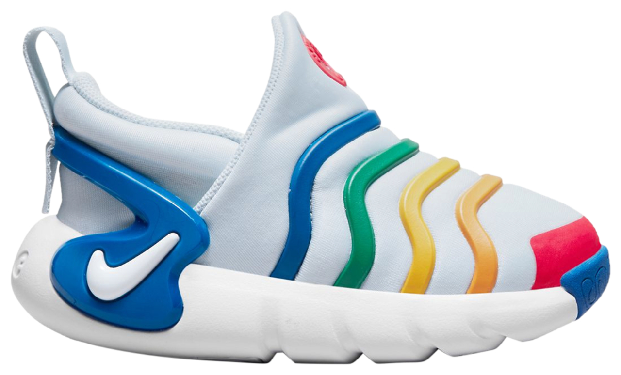 Nike Dynamo Go Flyease Image 1 of 5. Tap to open photo gallery.