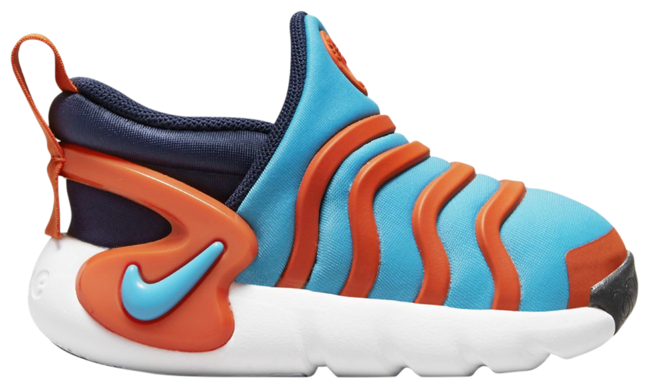 Nike Dynamo Go Flyease Image 1 of 6. Tap to open photo gallery.