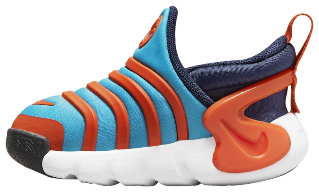 Nike Dynamo Go Flyease Image 3 of 6. Tap to open photo gallery.