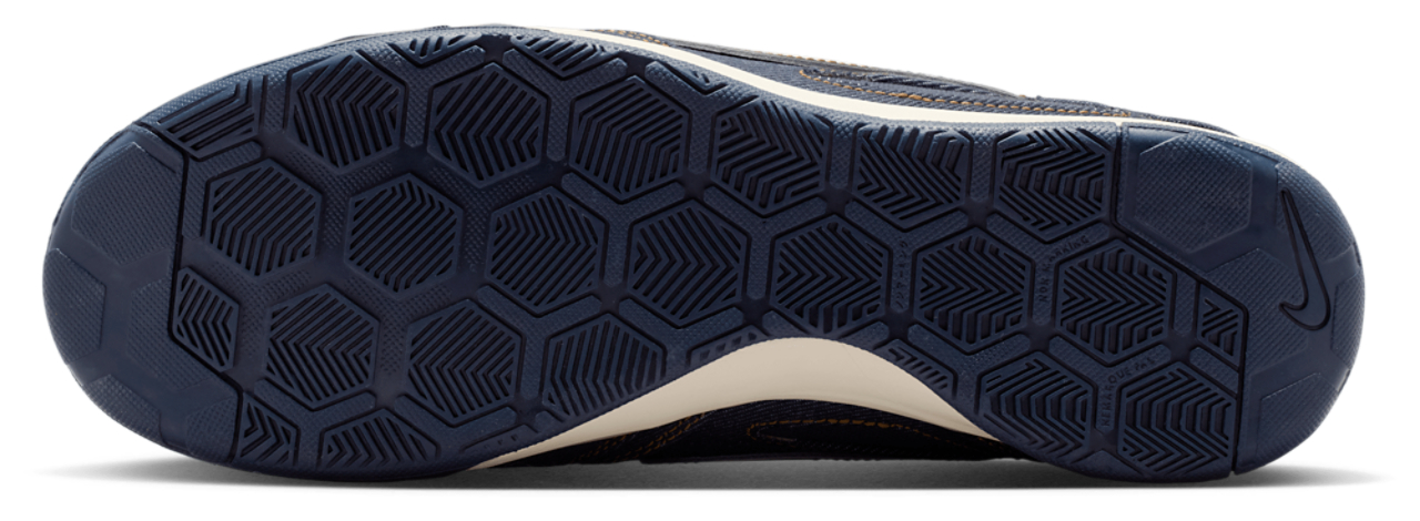 Nike Gato Lv8 Image 5 of 5. Tap to open photo gallery.