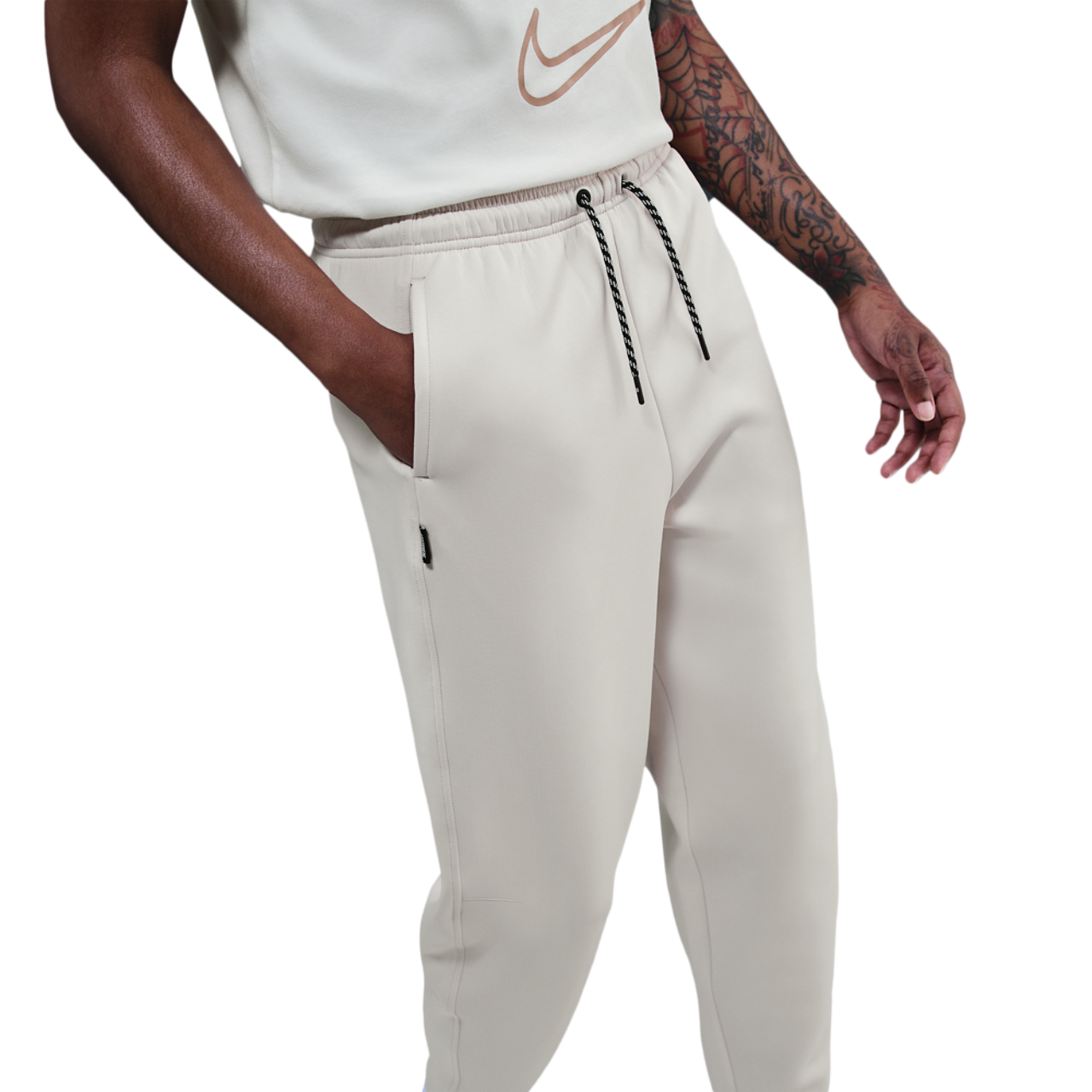 Nike Dri-FIT Sabrina Signature Pants Image 3 of 3. Tap to open photo gallery.