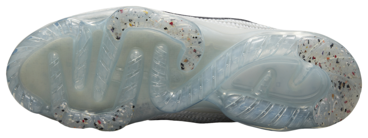 Nike Air VaporMax 2021 Flyknit Image 5 of 5. Tap to open photo gallery.