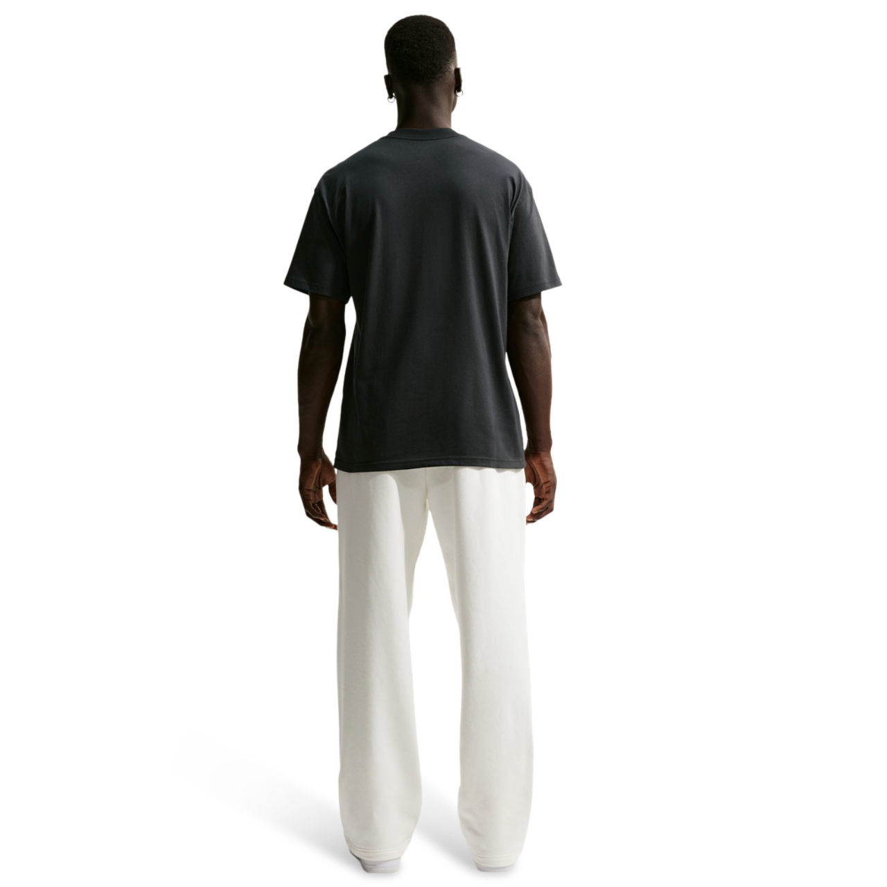 Nike T-Shirt Long Sleeve OC (RETRO BBALL) Image 4 of 4. Tap to open photo gallery.
