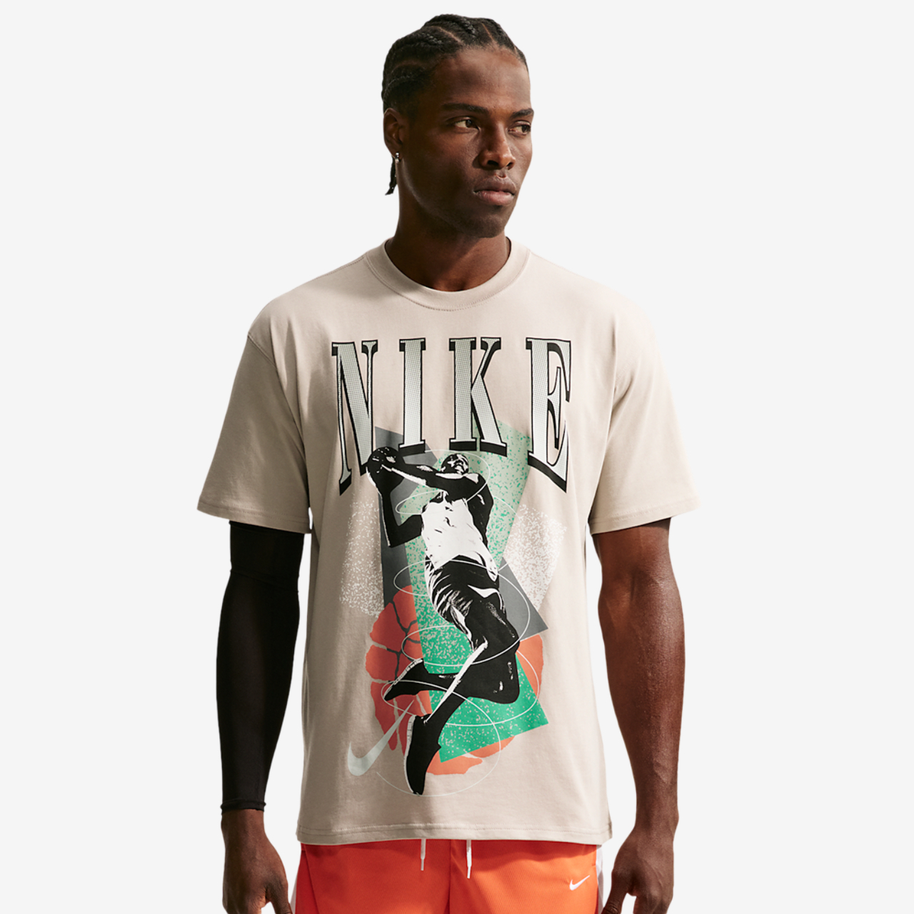 Nike T-Shirt Long Sleeve OC (RETRO BBALL) Image 1 of 9. Tap to open photo gallery.