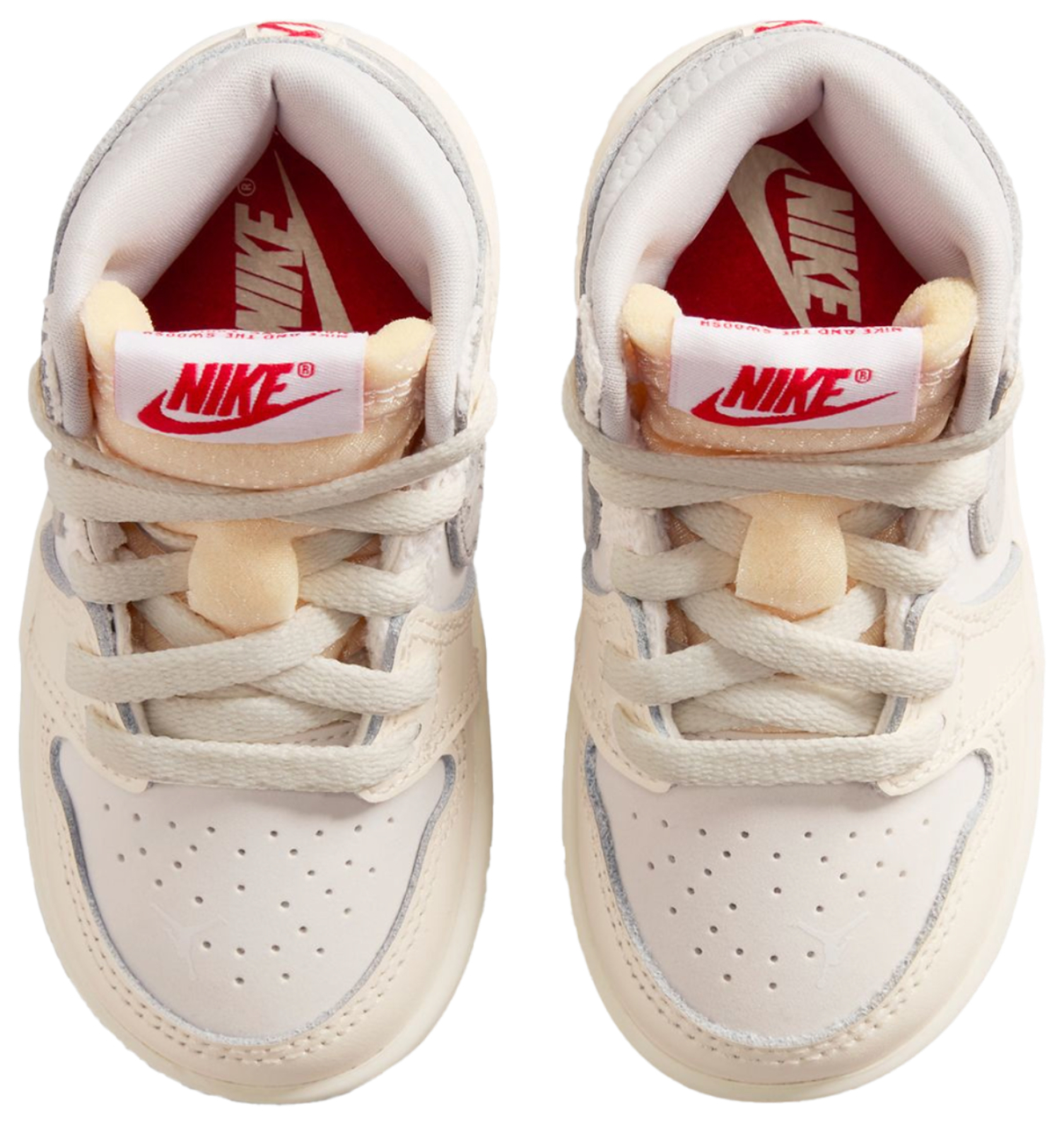 Jordan Retro 1 High Image 4 of 5. Tap to open photo gallery.