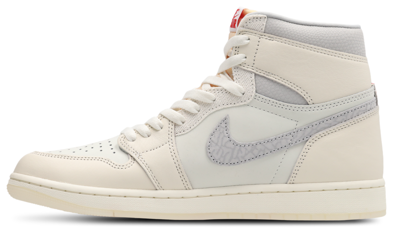 Jordan AJ 1 Retro High OG V3 Image 2 of 8. Tap to open photo gallery.