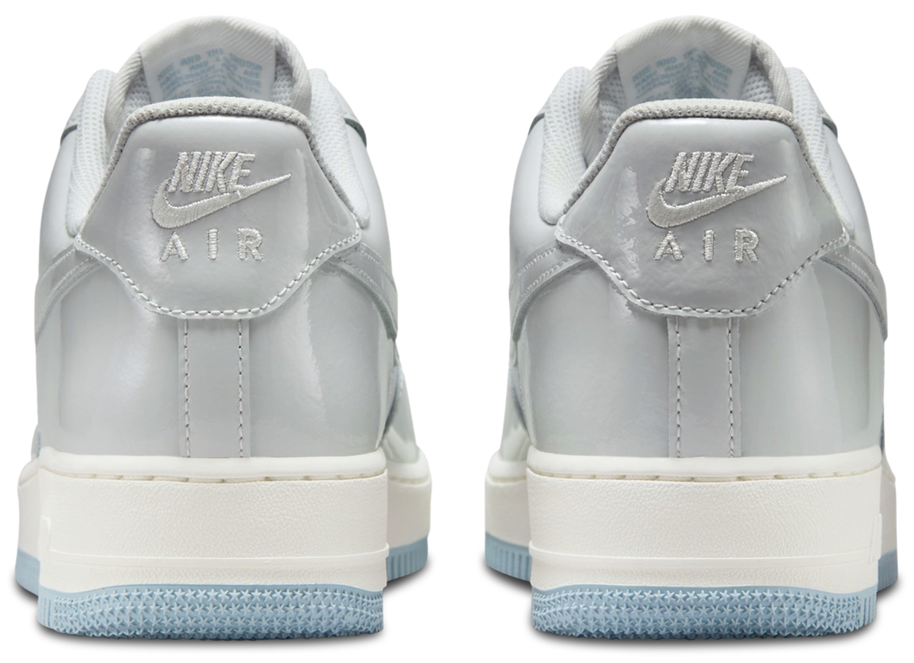 Nike Air Force 1 07 FL Image 3 of 5. Tap to open photo gallery.