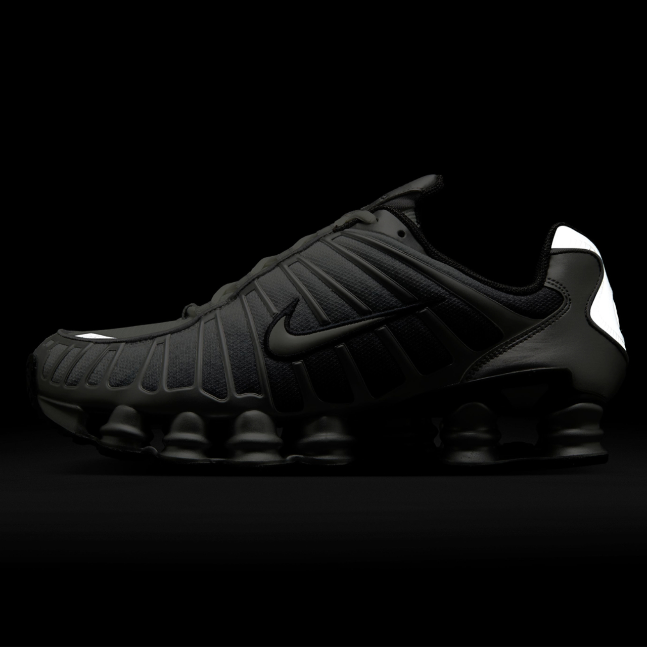 Nike Shox TL Image 7 of 8. Tap to open photo gallery.