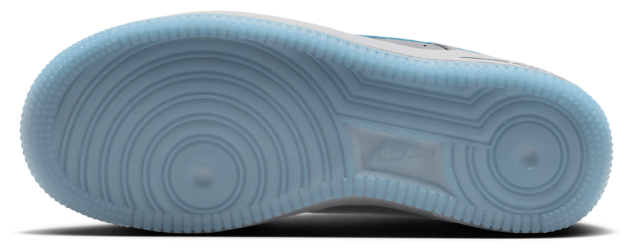 Nike Air Force 1 SE Image 5 of 5. Tap to open photo gallery.