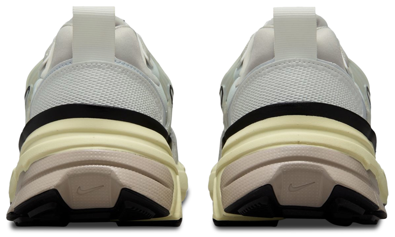 ペコ　Nike V2K RUN Nike V2K Run | Foot Locker