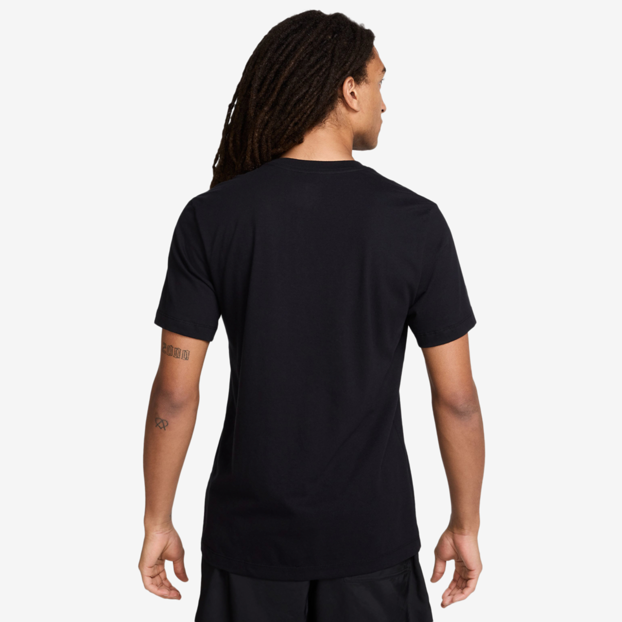 Nike LAS Short Sleeve Crew T-Shirt Image 2 of 4. Tap to open photo gallery.