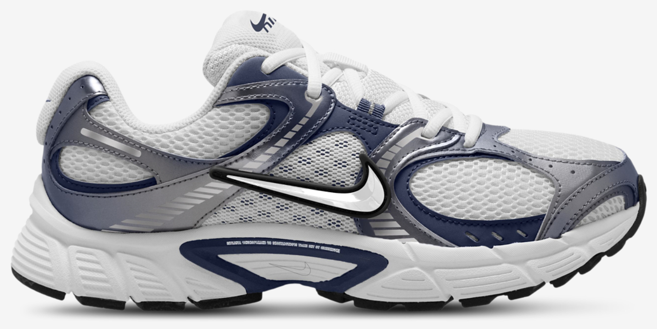 Nike V5 RNR Image 1 of 4. Tap to open photo gallery.