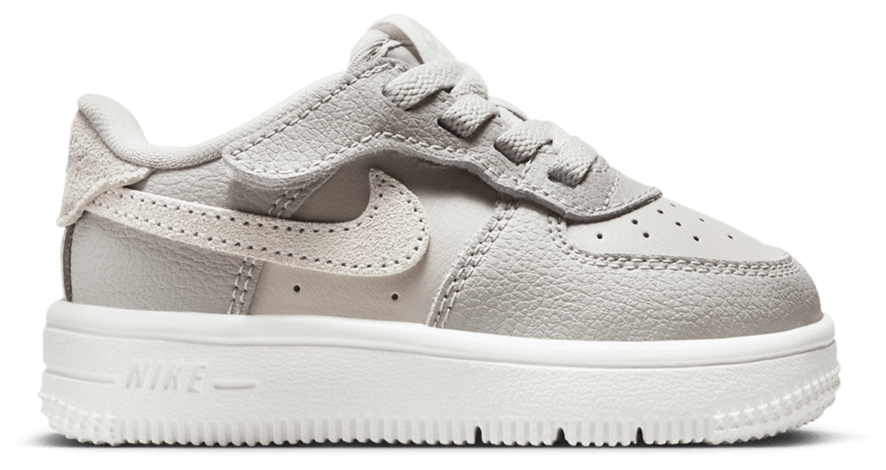 Nike Air Force Low EasyOn LV8 Kids Foot Locker