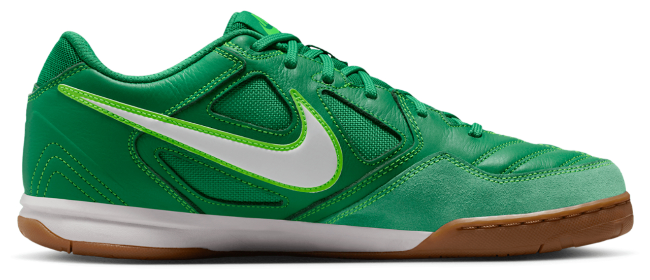Nike Gato  Image 1 of 5. Tap to open photo gallery.