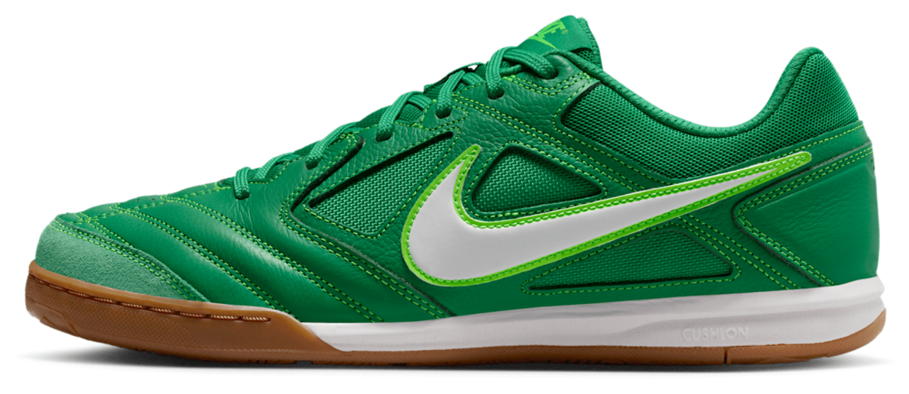 Nike Gato  Image 2 of 5. Tap to open photo gallery.