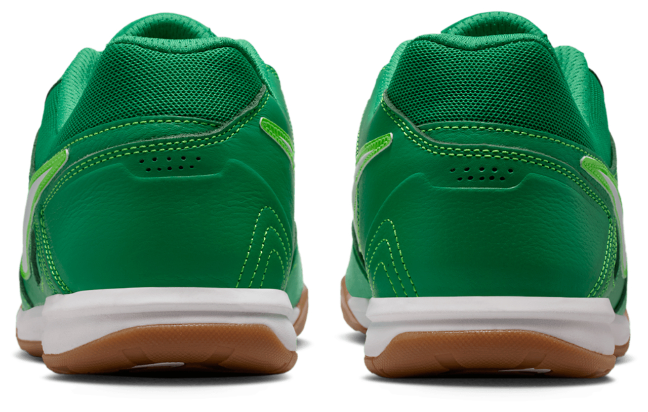 Nike Gato  Image 3 of 5. Tap to open photo gallery.