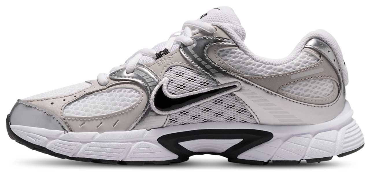Nike V5 RNR Image 2 of 5. Tap to open photo gallery.