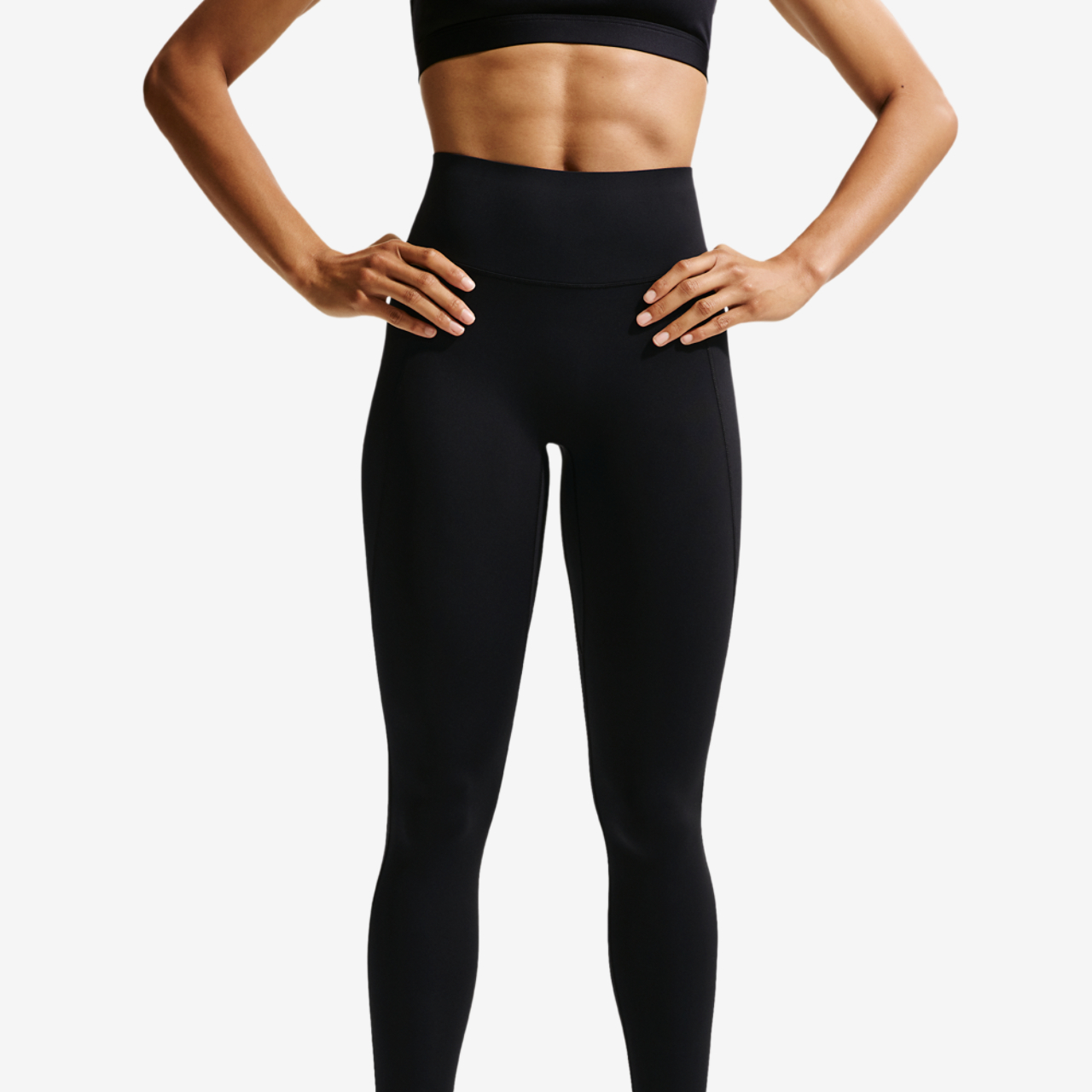 Nike Drifit Universal HR Pocket Tight Image 3 of 5. Tap to open photo gallery.