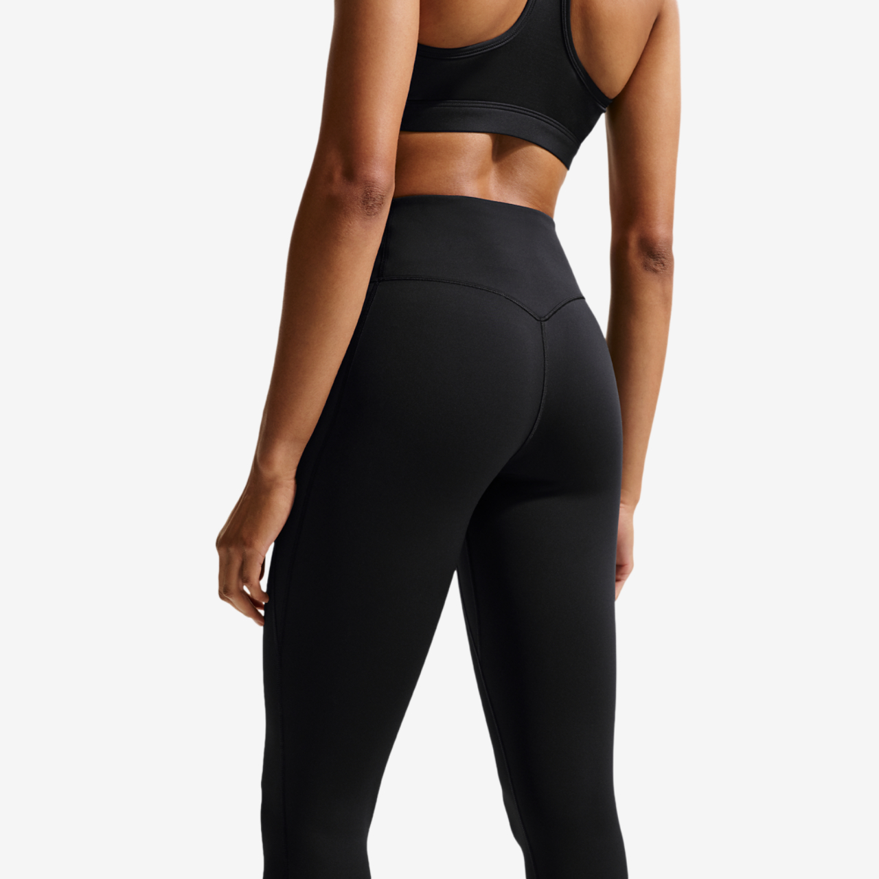 Nike Drifit Universal HR Pocket Tight Image 4 of 5. Tap to open photo gallery.