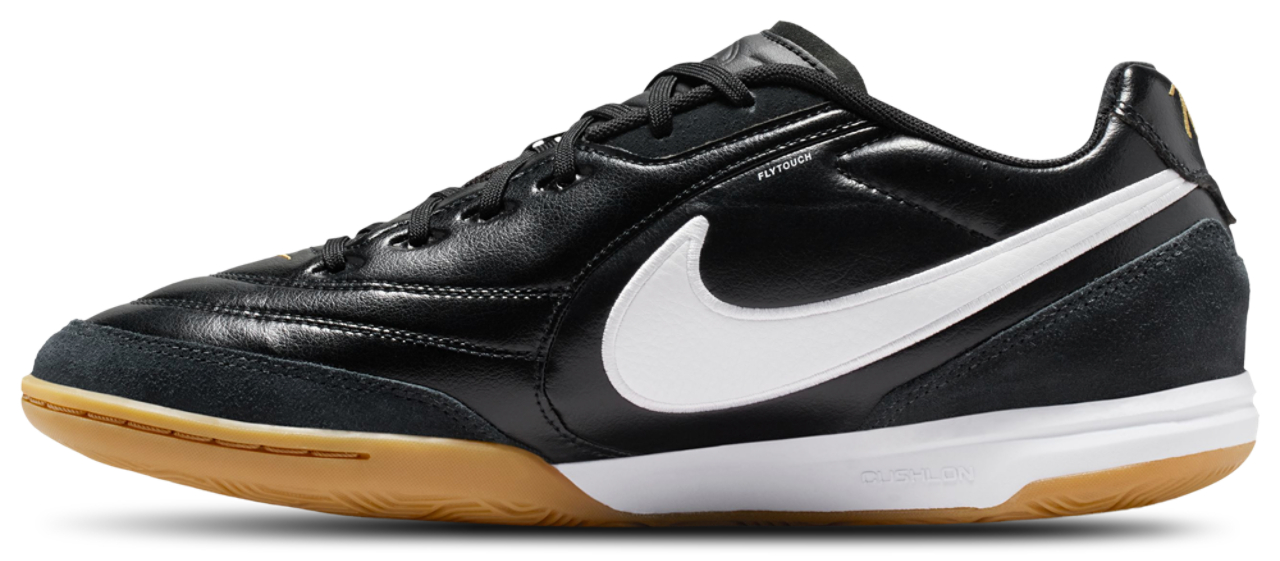 Nike Tiempo Street Gato Image 2 of 5. Tap to open photo gallery.