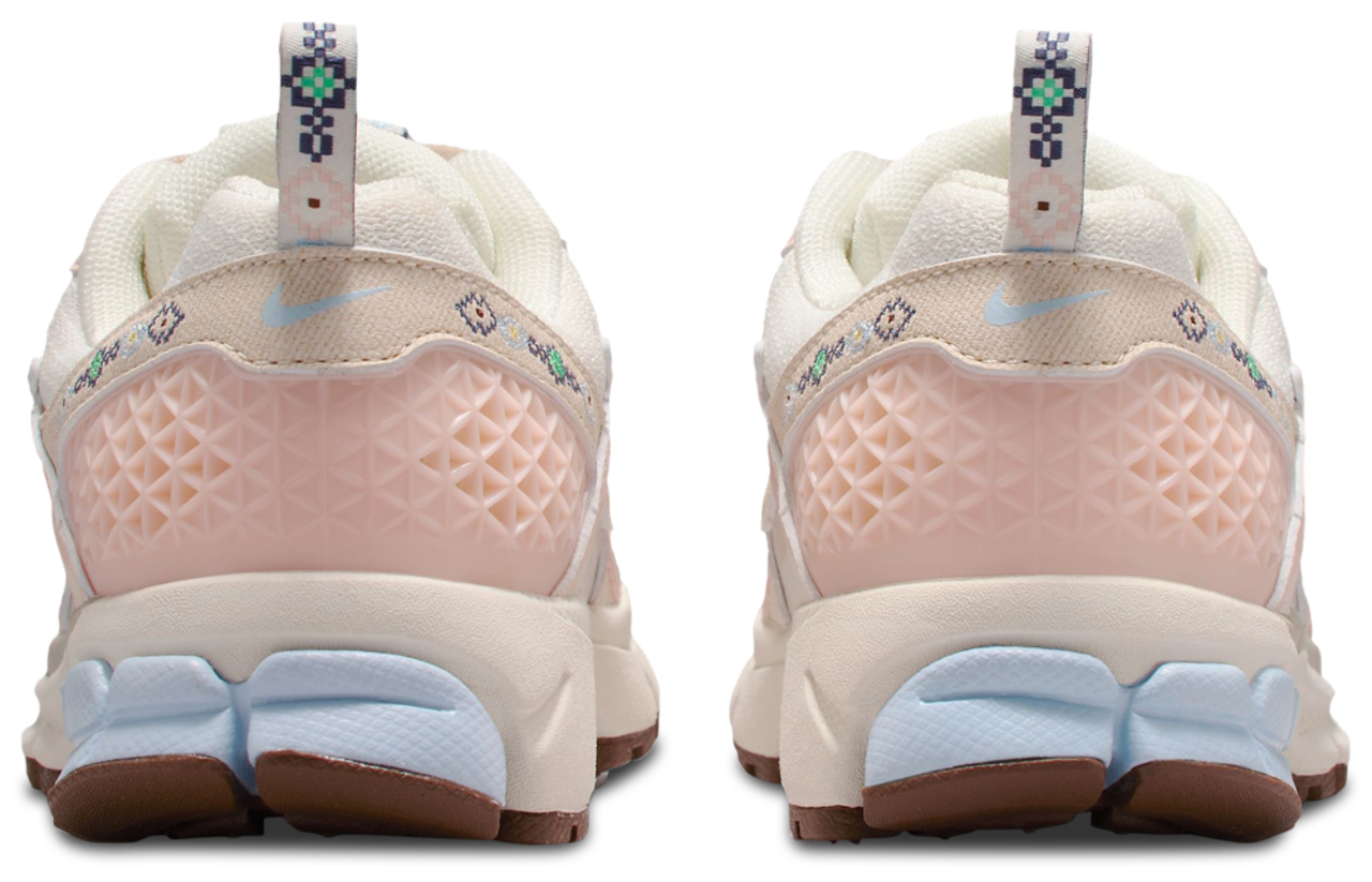 Nike Vomero 5 Image 3 of 6. Tap to open photo gallery.