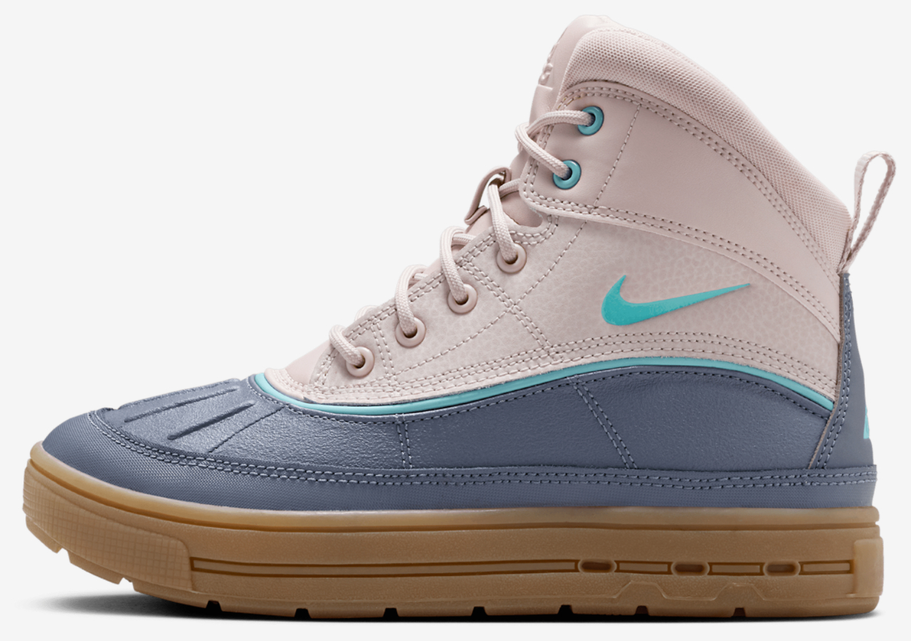 Nike Woodside II Image 2 of 5. Tap to open photo gallery.