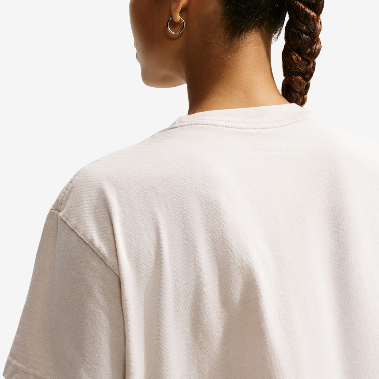 Nike Basketball Photo Crop Tee Image 2 of 4. Tap to open photo gallery.