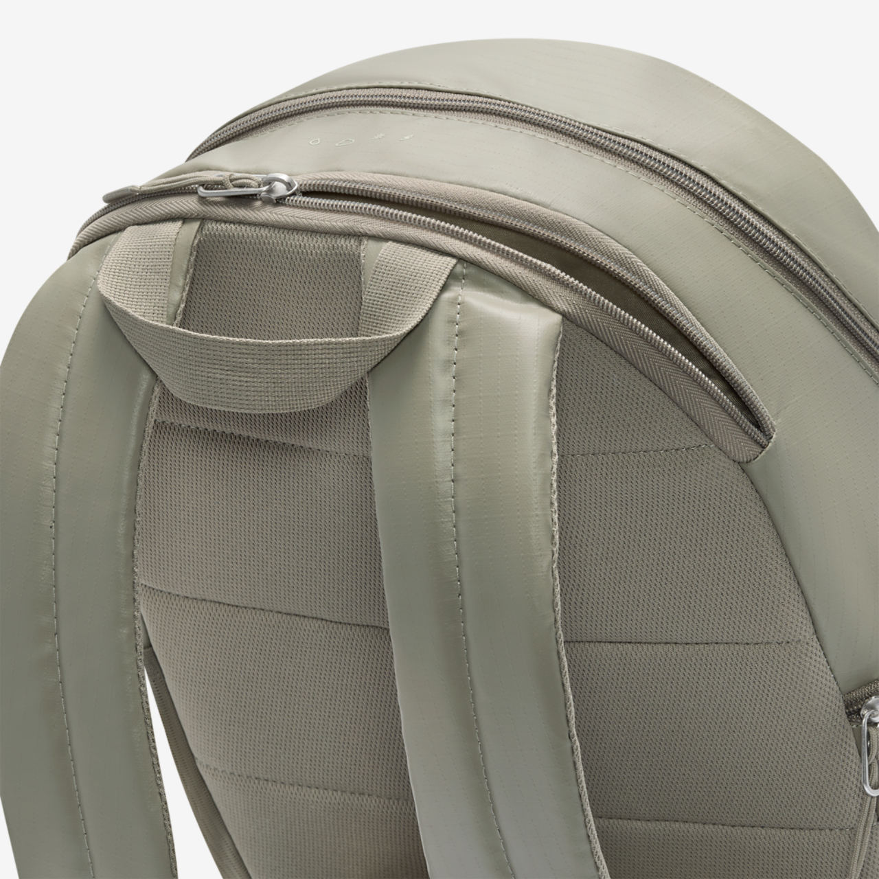 Nike Heritage Eugene Winterized Backpack 2.0 Image 5 of 9. Tap to open photo gallery.