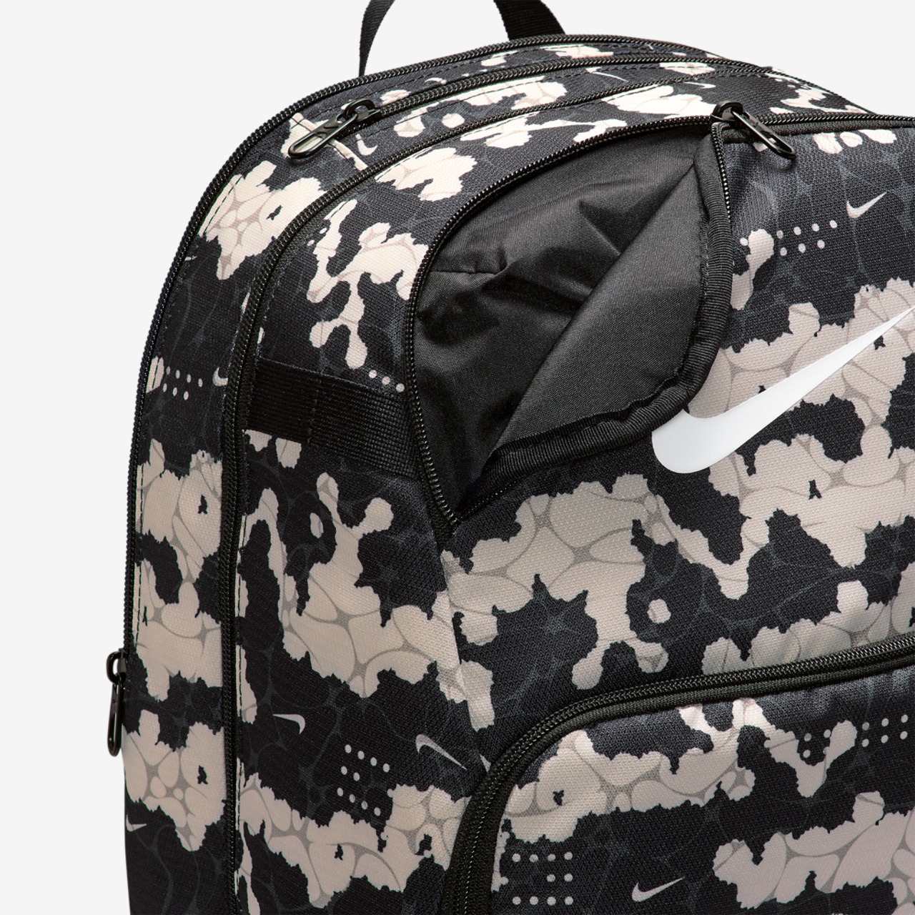 Nike Brasilia XL Backpack X Image 6 of 8. Tap to open photo gallery.