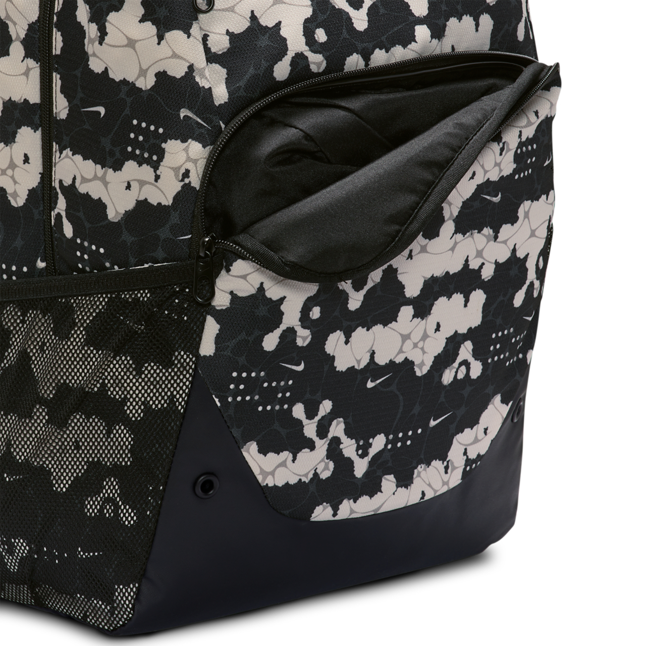 Nike Brasilia XL Backpack X Image 7 of 8. Tap to open photo gallery.