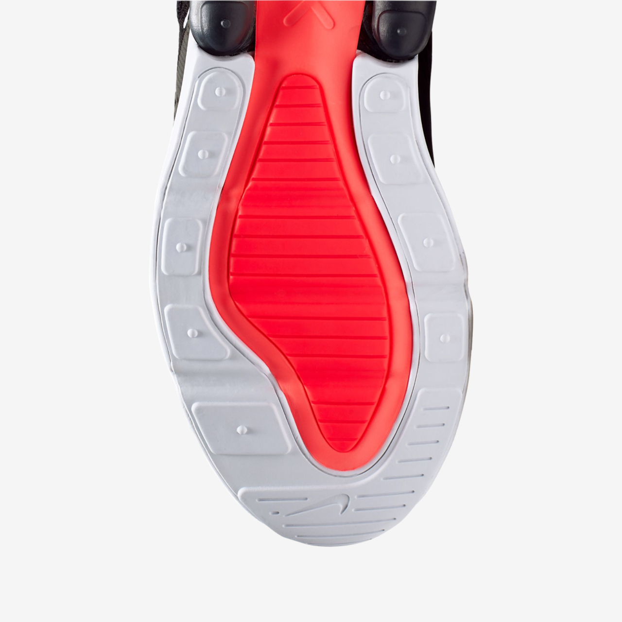 Nike Air Max 270 Image 7 of 7. Tap to open photo gallery.